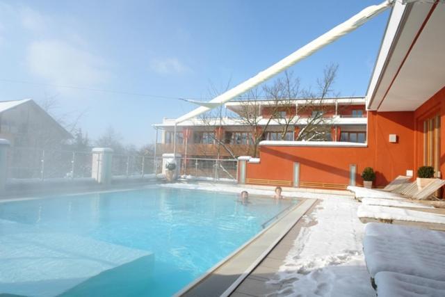 Bio Thermalhotel Falkenhof Bad Fussing Exterior photo