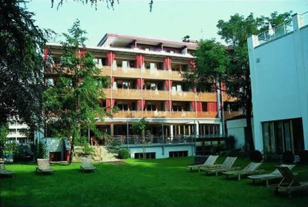 Bio Thermalhotel Falkenhof Bad Fussing Exterior photo